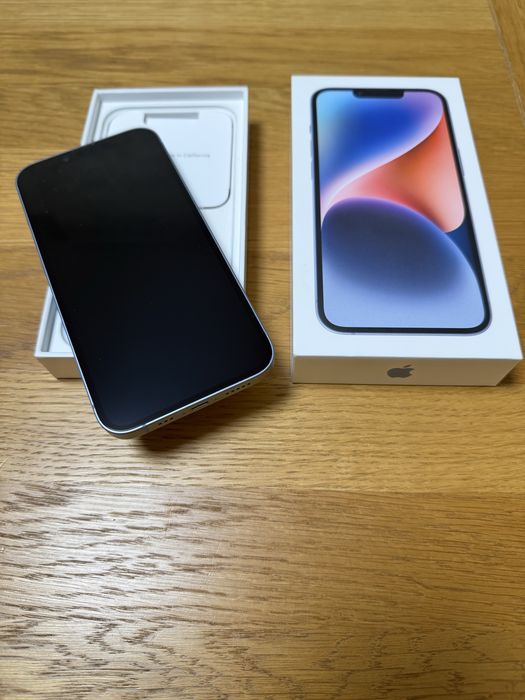 iPhone 14 niebieski