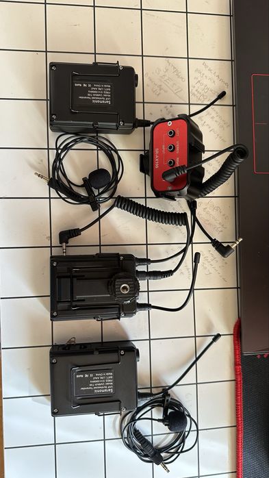 Zestaw profesjonalnych  mikrofonów bezprzewodowych Saramonic Uw mic9