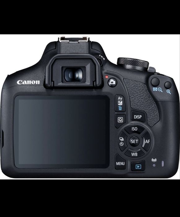 Canon eos  2000D