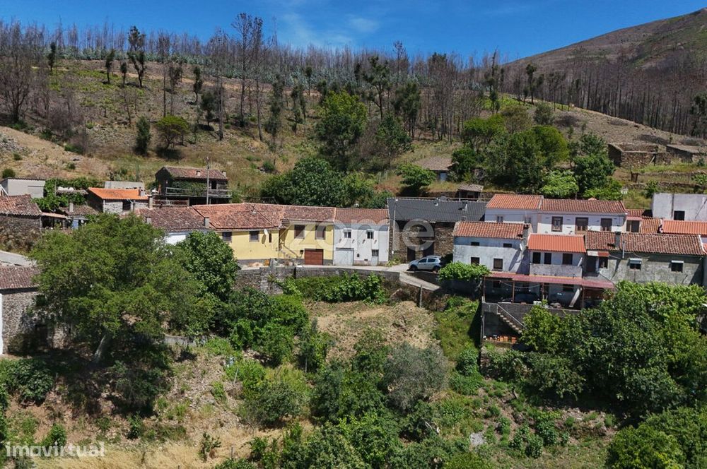 Moradia T2 em Cabanões, Lousã