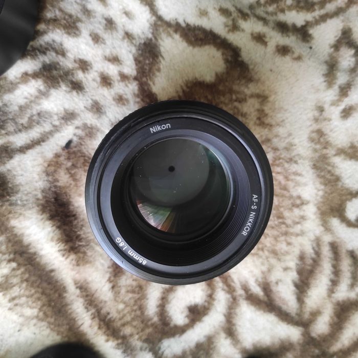 Nikon 1j5 nikkor 85mm 1.8g ftz adapter
