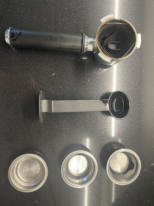 Maquina de café Delonghi Dedica