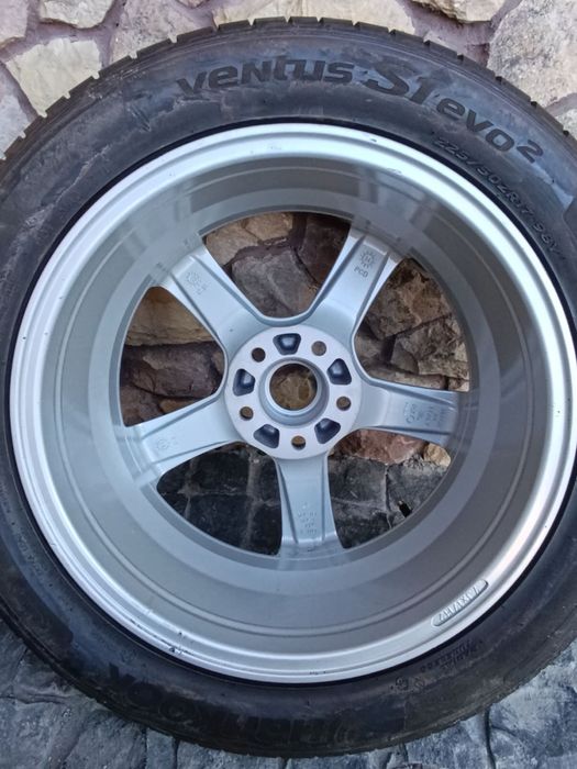 Продаю пару дисків з шинами  r 17