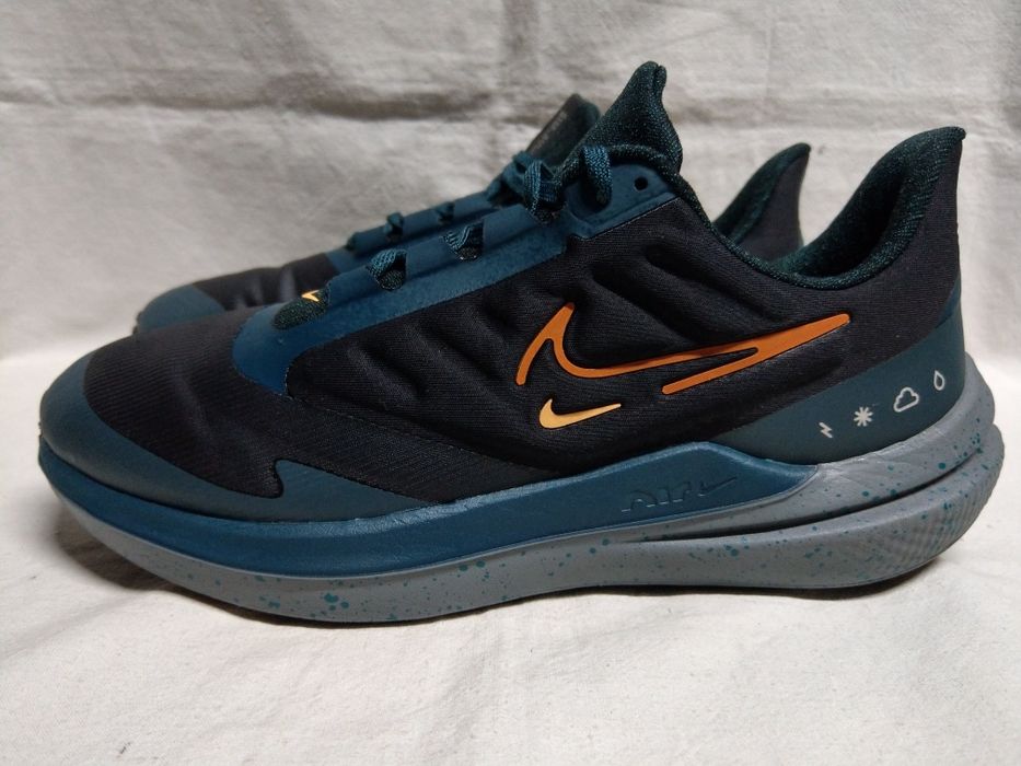Buty Nike Air Winflo 9 Shield rozm. 41
