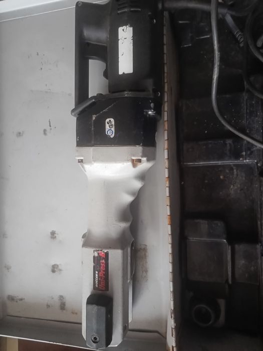 Zaciskarka roller rems