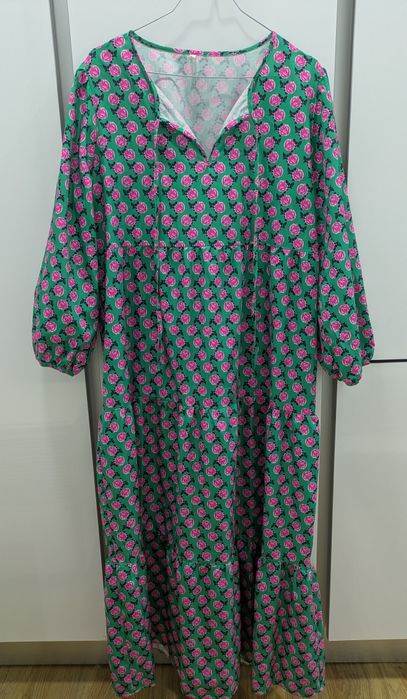 Vestido Floral com Rosas Verde, Novo, Tamanho L