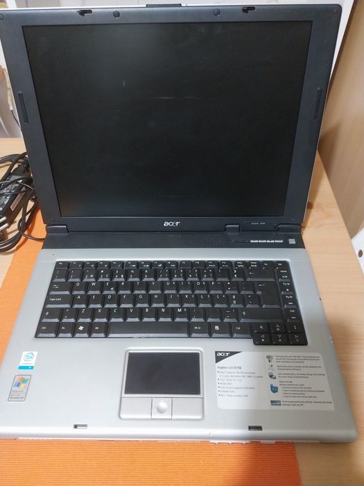 Portátil marca Acer