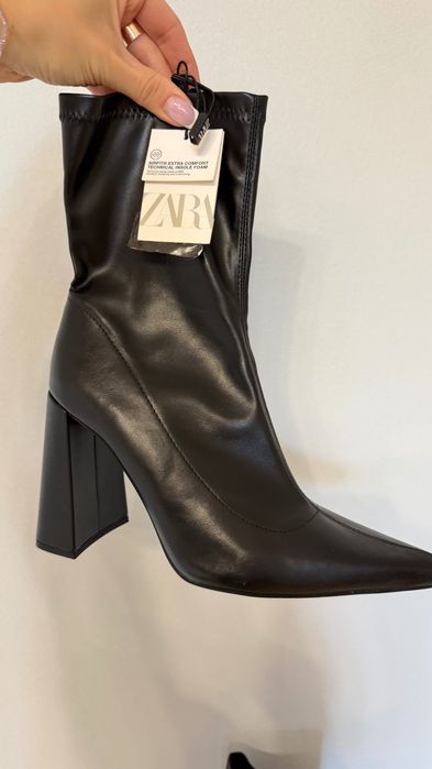 Осінні чоботи Zara