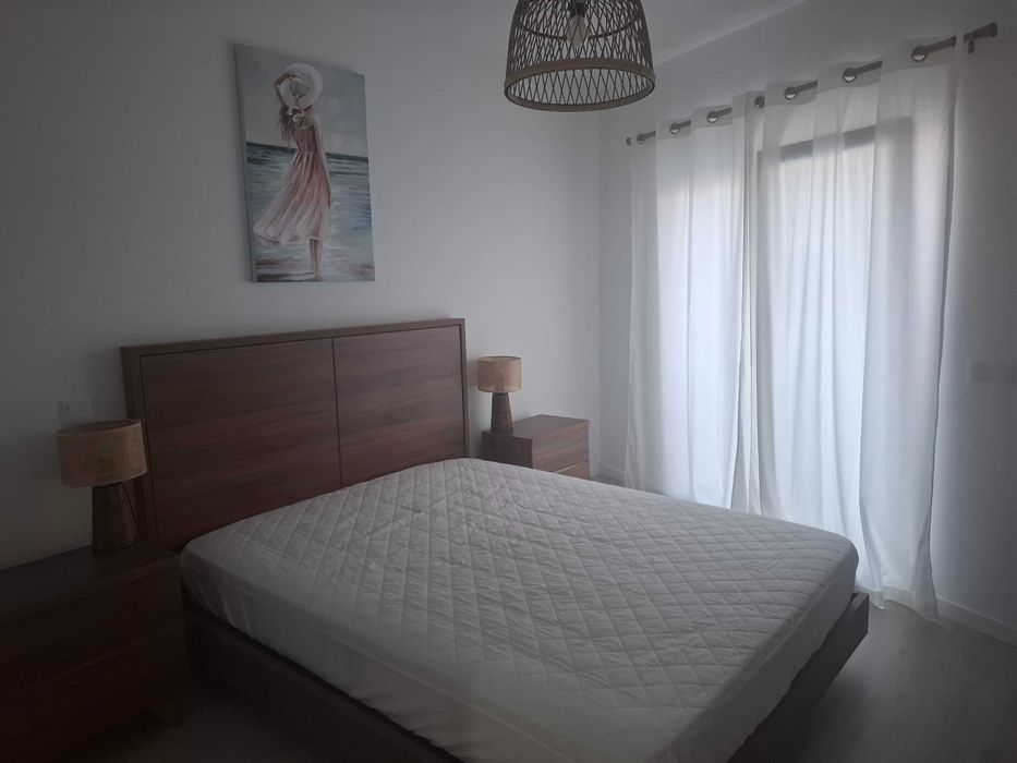 Apartamento Armação de Pêra  alugo ao ano