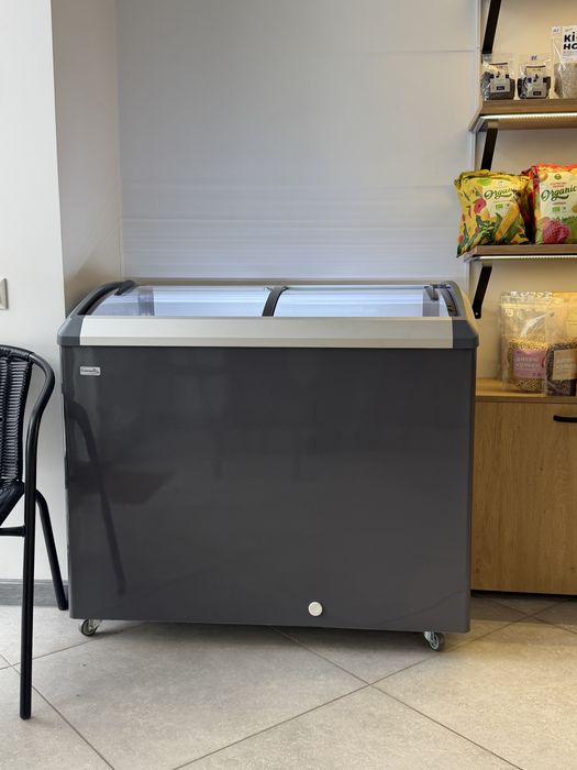 Морозильна скриня