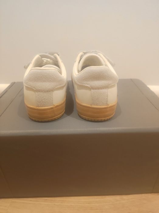 Buty chłopięce Reserved 32