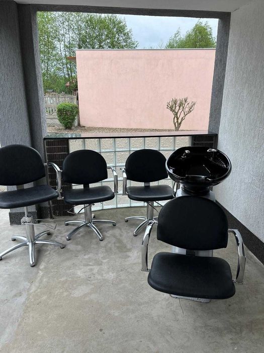 Wyposażenie salonu - sprzęt fryzjerski, fotele, myjka