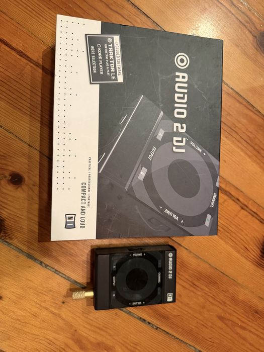 Native instruments audio 2 dj