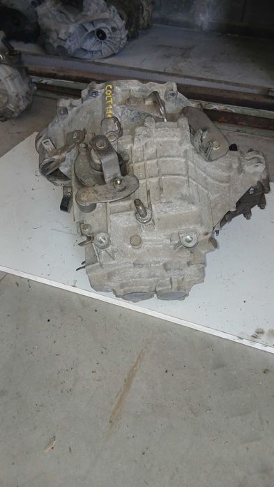 Caixa de velocidades mitsubishi colt de 2006