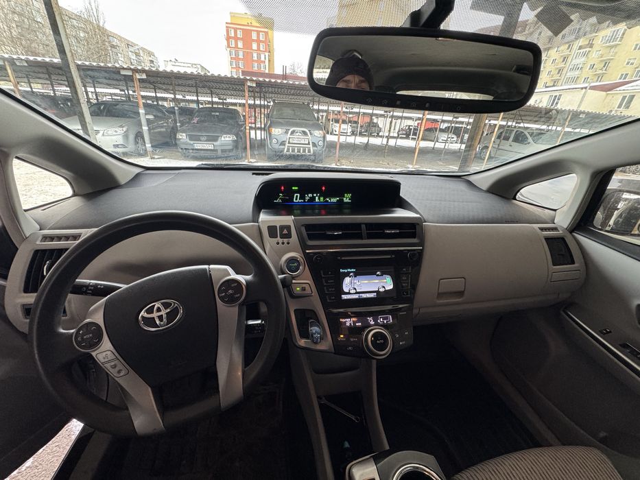 Аренда Авто. Toyota Prius V сдам в аренду