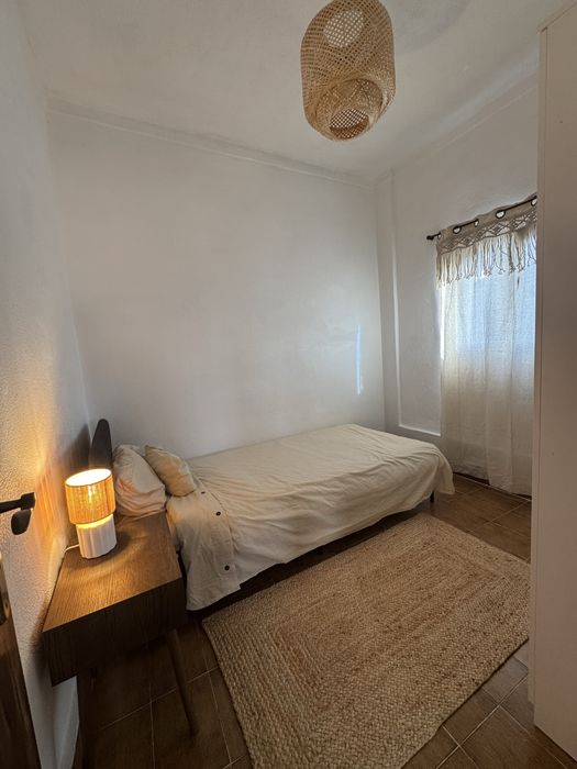 Quarto para Estudantes | Piscina | Despesas incluidas | Fernao Ferro |