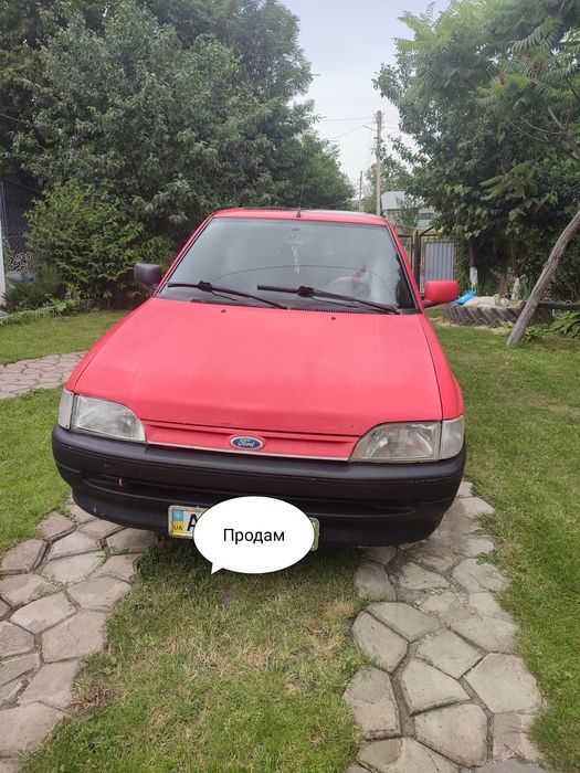 Форд ескорт 1,4 моноінжектор 1992року