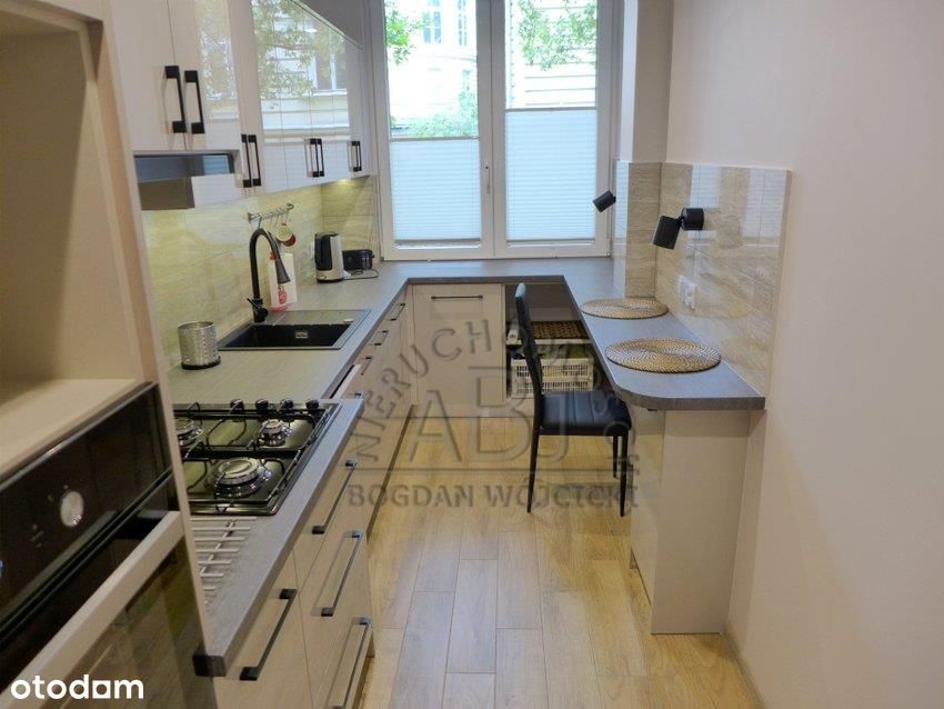 Centrum Krakowa 2-pok. 52 m2 umeblowane i wyposażone