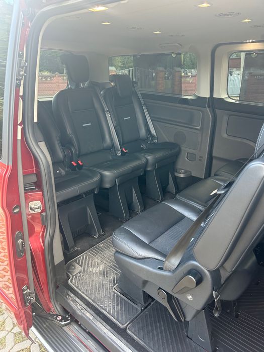 Tourne Custom 8 osób VIP