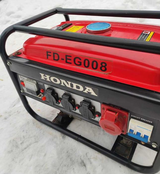Бензиновий генератор HONDA 2.2 кВт. 3 фази. Мідь. Газ/бензин.