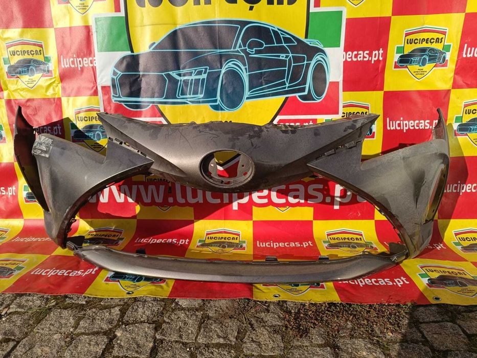 Para Choque Frente Toyota Yaris III