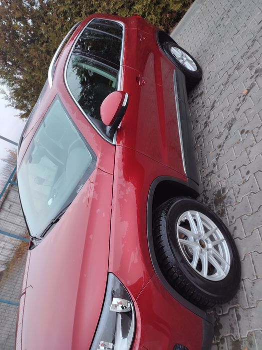 Продаю Volkswagen Tiguan