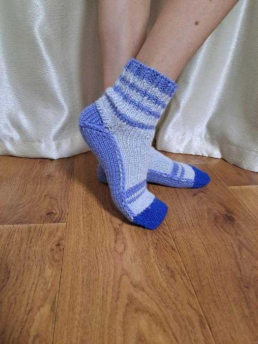 Вязаные носки, теплые