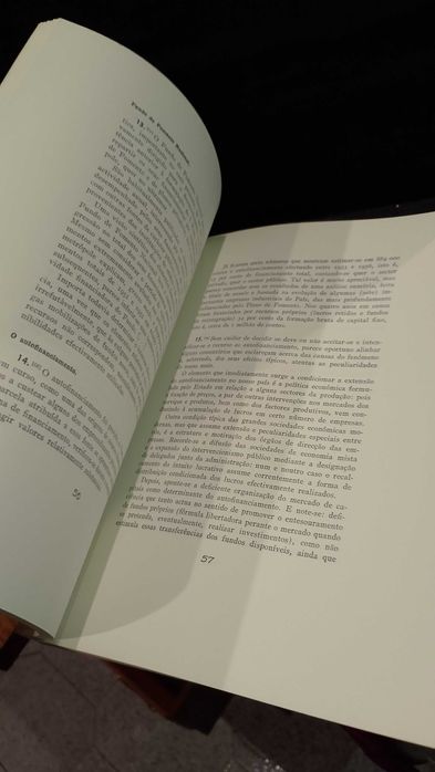 As Finanças e a Política de Fomento (1961)