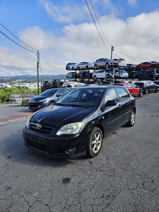 Toyota Corolla E12 2.0 D4D de 2009 para peças