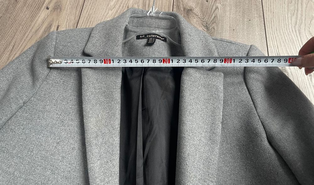 Klasyczny plaszcz Zara