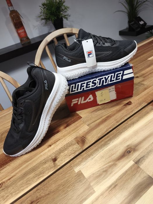 Tênis 36.5 Fila Original Novo