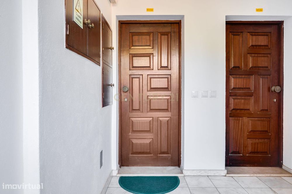 T1 em Montechoro, Albufeira, com 2 varandas fechadas – 70 m²