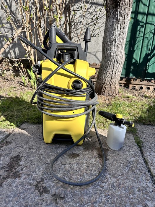 Продам Karcher K5 Compact