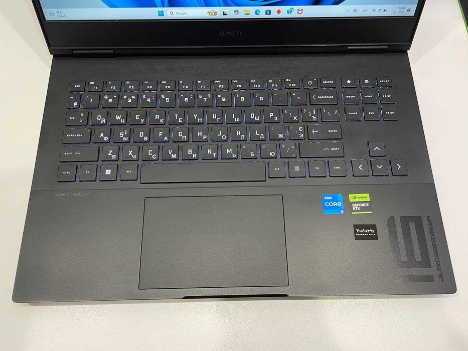 HP Omen 16 144Hz Intel i5-13420H 16 DDR 5 Ram  512 SSD RTX 4050