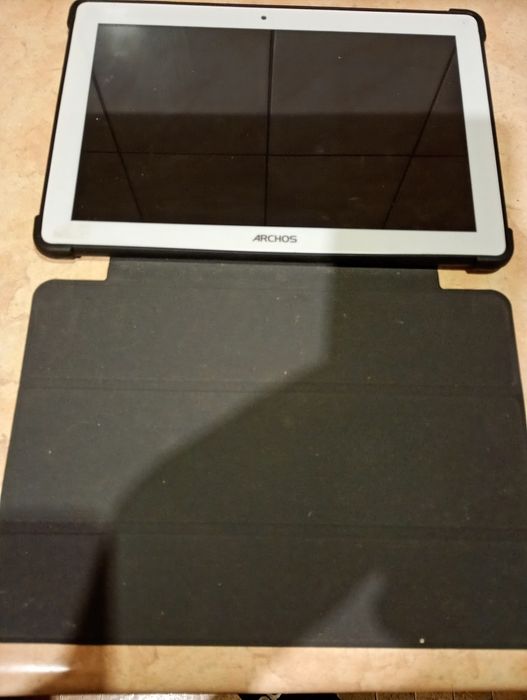 Tablet ARCHOS z androidem