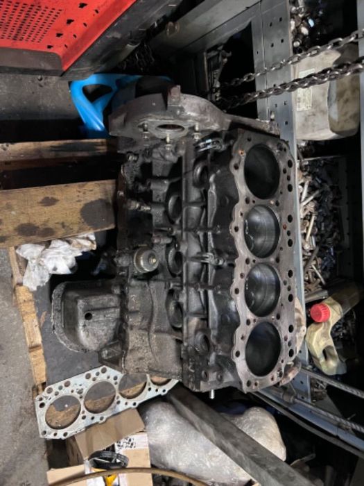 dół silnika blok isuzu trooper 3.1td do remontu