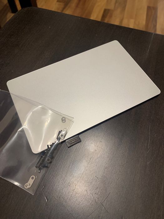 Запчастини для MacBook Pro 16" Silver 2019 (MVVL2)