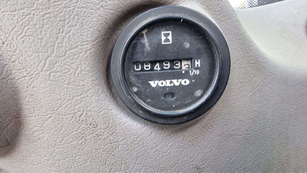 Экскаватор Volvo EC 140 W