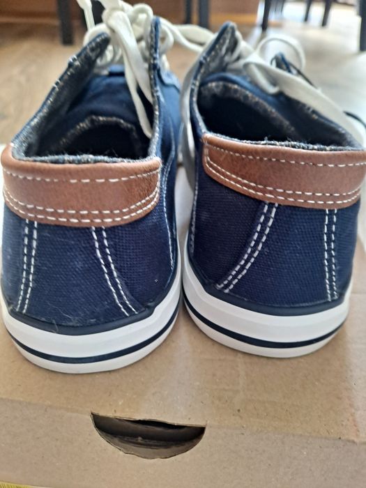 NOWE Sneakersy męskie Pier One r.43