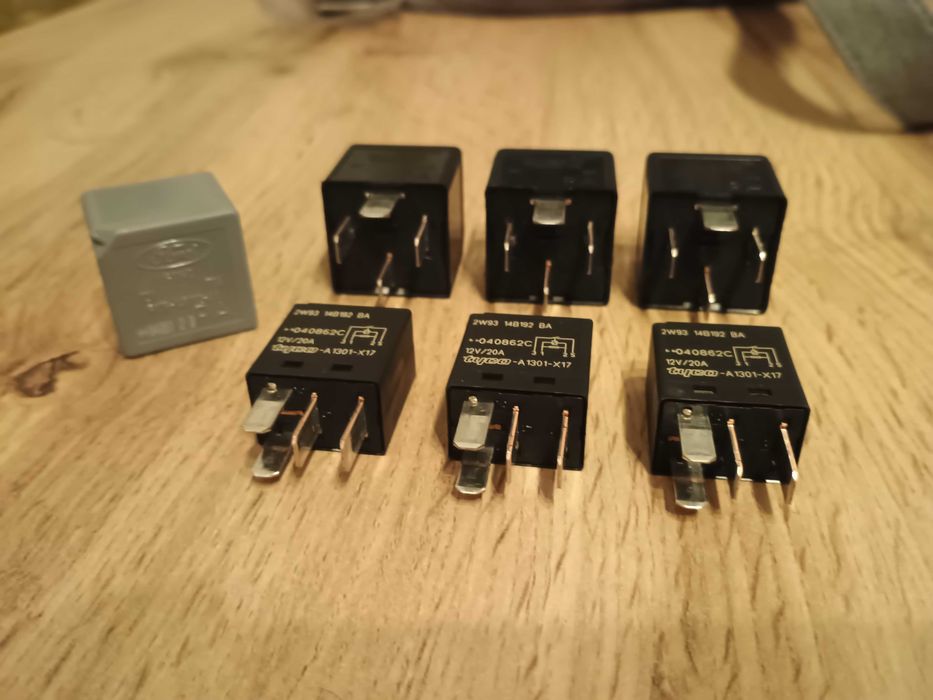 Komplet Przekaźników Fiesta 2004