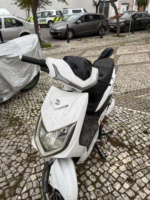 Mota eletrica sem carta