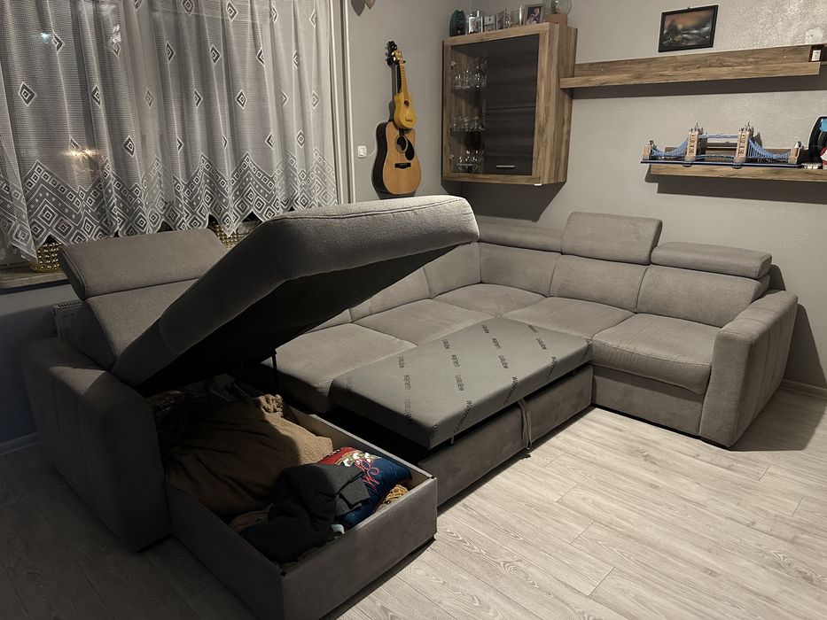 Wypoczynek kanapa podkowa z funkcją spania