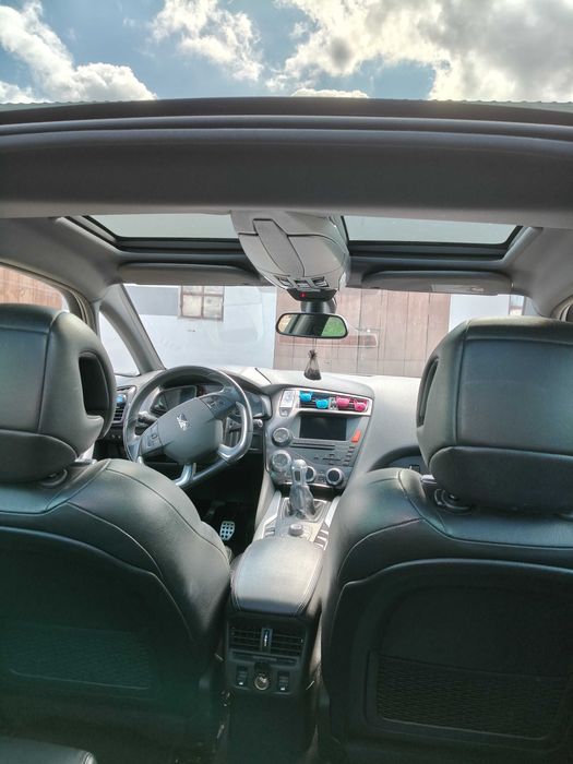 Sprzedam Citroena DS5 1.6 benzyna