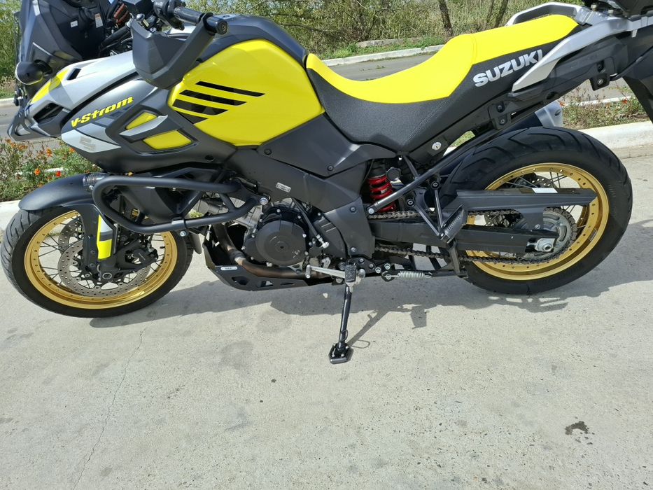Suzuki v-strom dl 1000 xta Сузукі 2018рест. Дуже гарний стан.ТОРГ У МОТА.