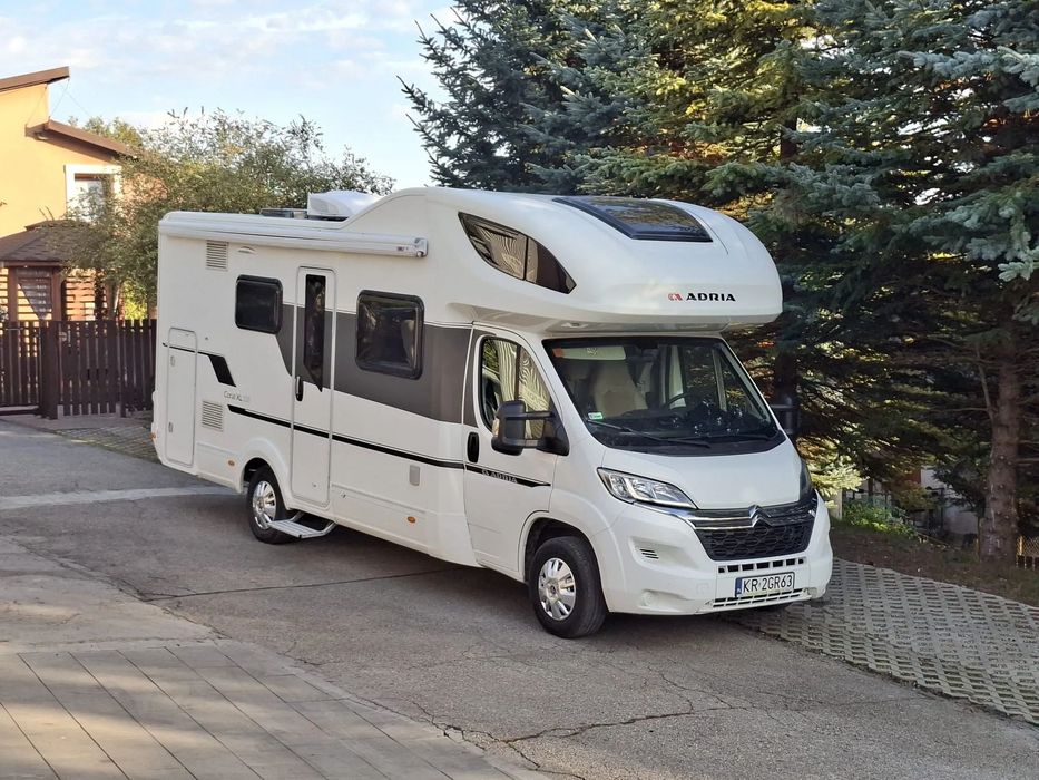 Adria Coral XL DK  Kamper Adria Coral XL DK camper 7 osobowy 1 właściciel bezwypadkowy