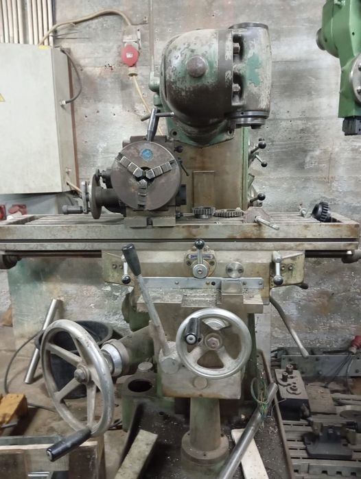 Fresadora ferramenteira