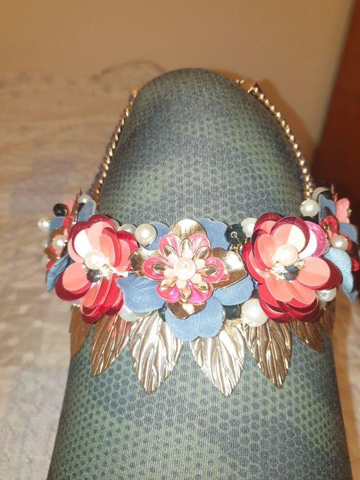 Ozdoba na szyje kolorowy