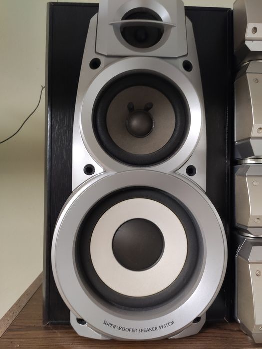 Wieża Technics 4 elementy.