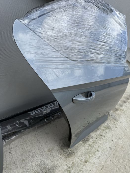 Двері передні задні  Skoda Superb 3 ліфтбек