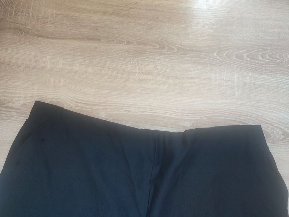 Spodnie z szerokimi nogawkami